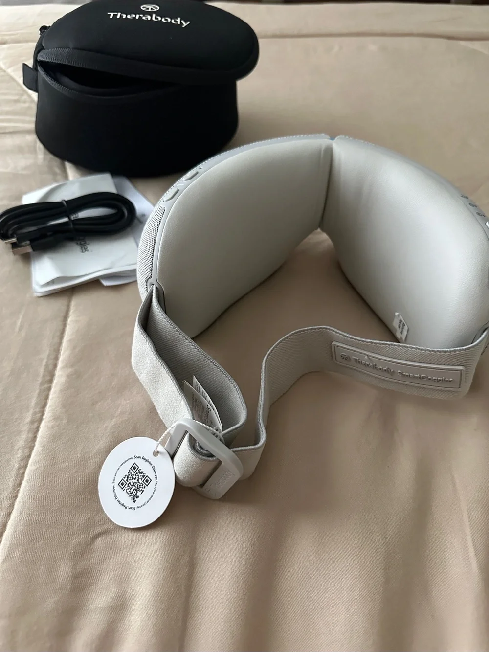 Therabody eye massager